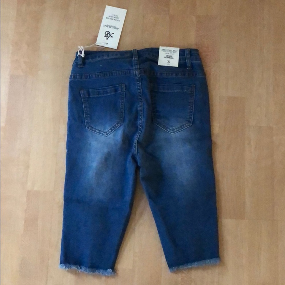 Shorts - Picture 2 of 2